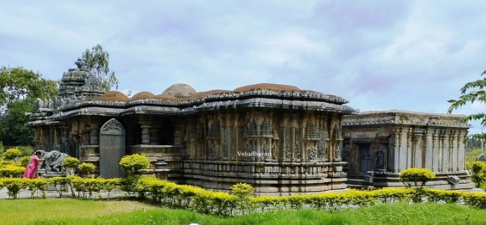 Bucheshvara Temple, Hassan, Karnataka - Vushii.com Bucheshvara Temple, Hassan, Karnataka - Vushii.com